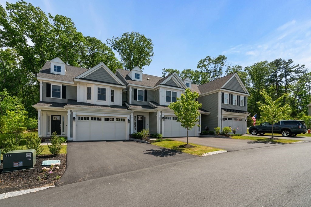 152 Brookview Road, Unit 152 Franklin, MA 02038 - Photo 3 of 41 Gallery Image 3