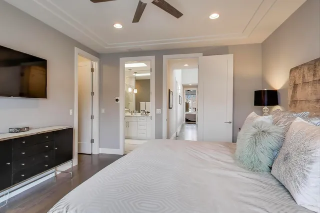 $1,050,000 | 3943 North Francisco Avenue, Chicago, IL 60618