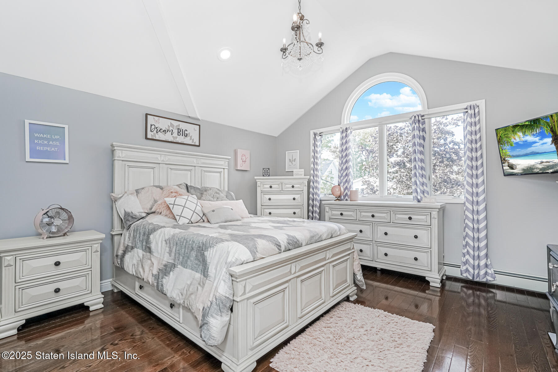 26 Rochelle Place Staten Island, NY 10312 - Photo 25 of 47 a bedroom with a bed and a window