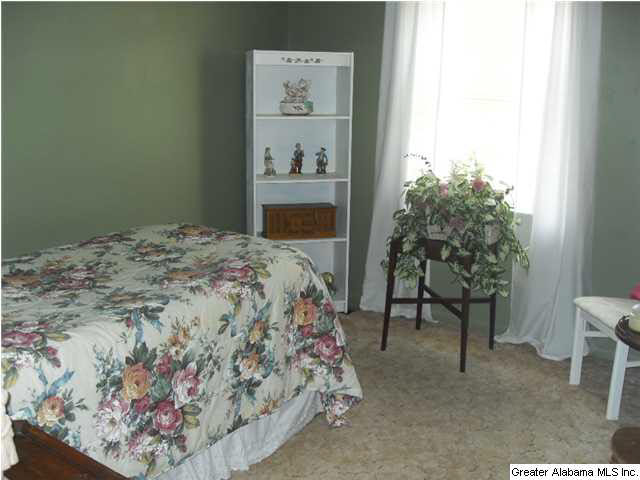 404 5th Street Pleasant Grove, AL 35127 - Photo 9 of 17
