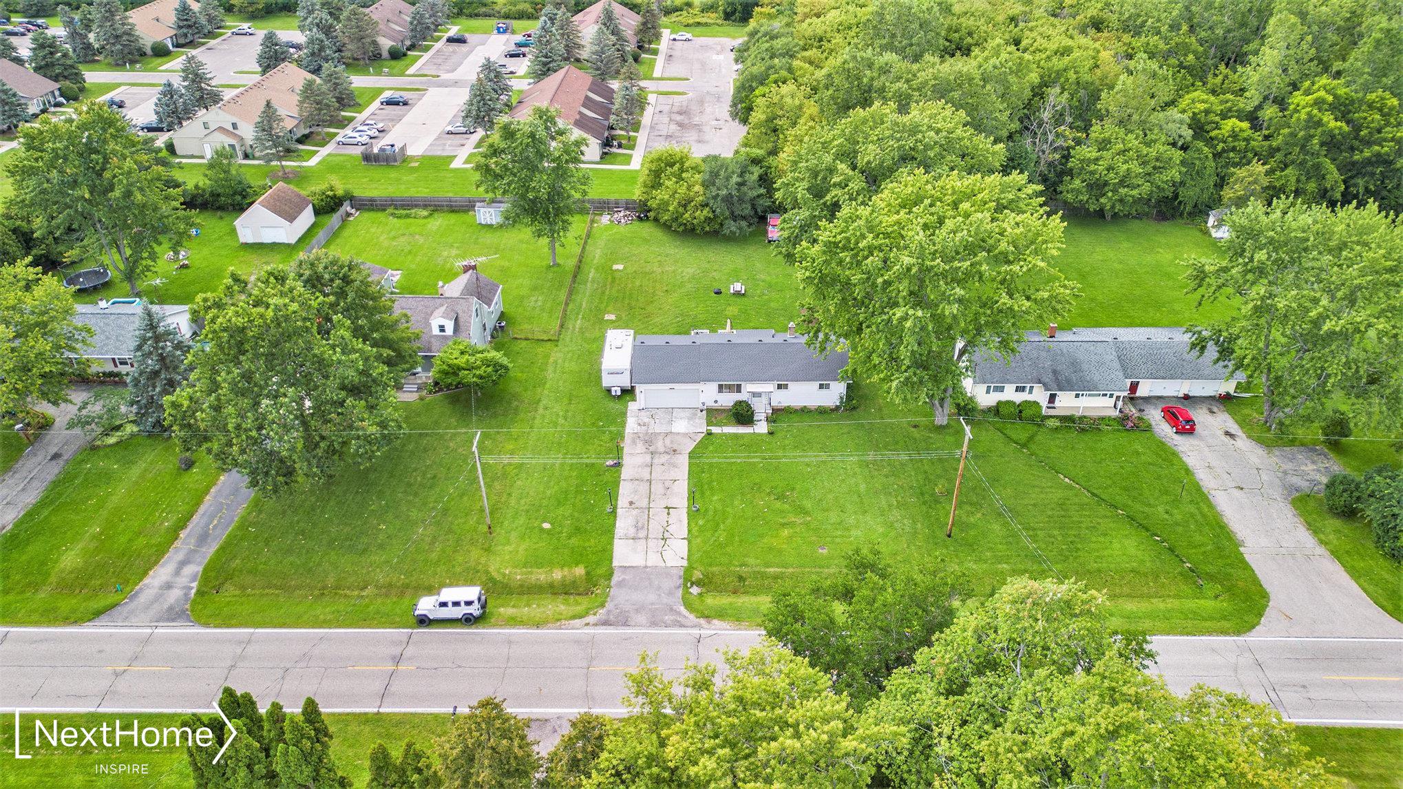 2426 Howe Road Burton, MI 48519 - Photo 21 of 23