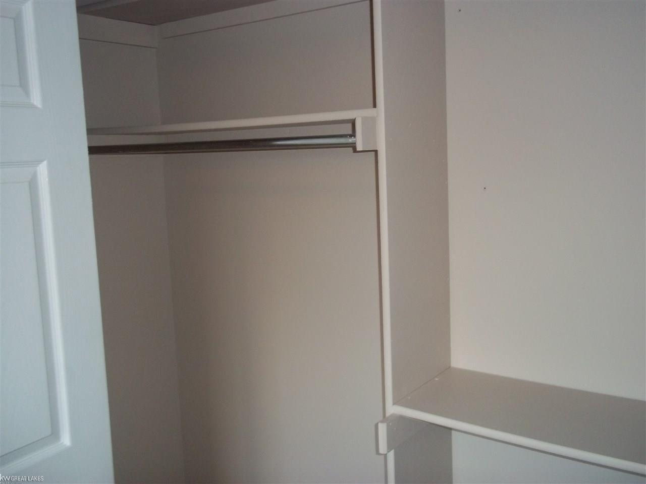 33526 Utica Road, Unit 8 Fraser, MI 48026 - Photo 11 of 16 Gallery Image 11