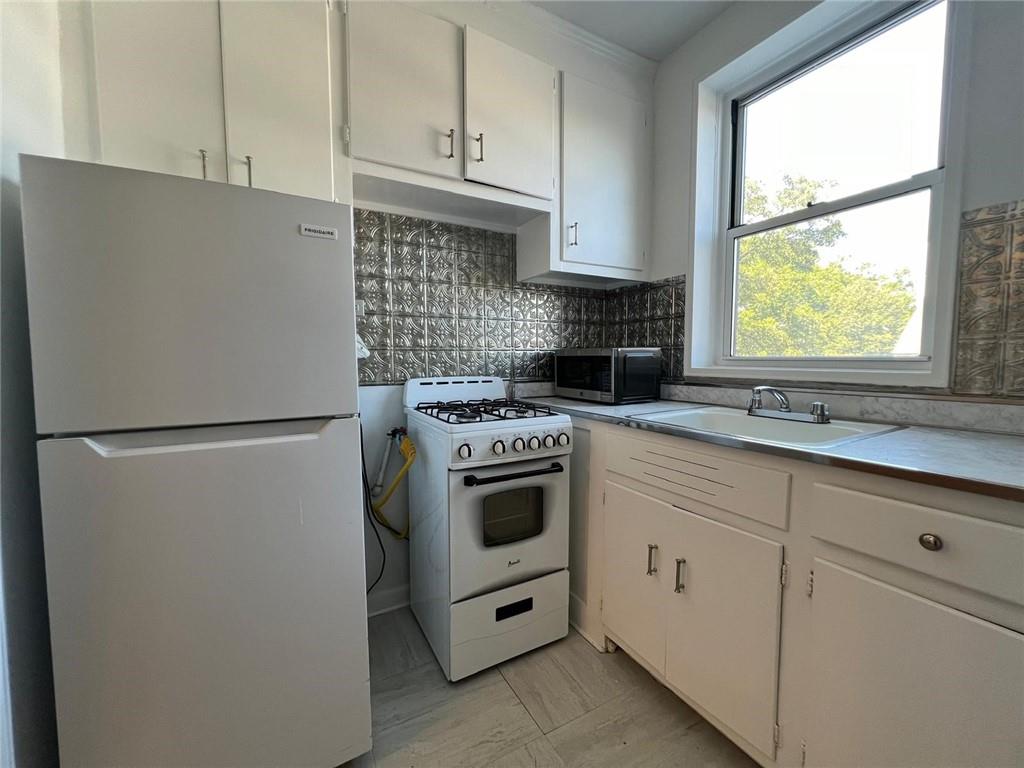 7520 Ridge Boulevard, Unit 2B Brooklyn, NY 11209 - Photo 11 of 14 Gallery Image 11