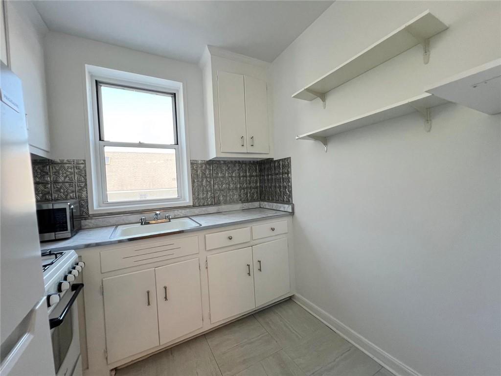 7520 Ridge Boulevard, Unit 2B Brooklyn, NY 11209 - Photo 10 of 14 Gallery Image 10