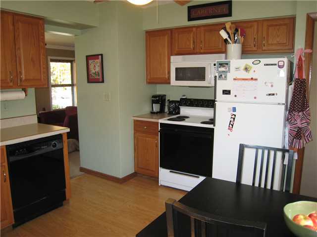 2703 Edgevale Road Columbus, OH 43221 - Photo 3 of 18