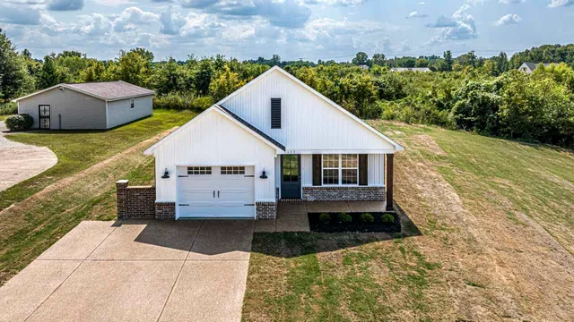 a view of house and outdoor space