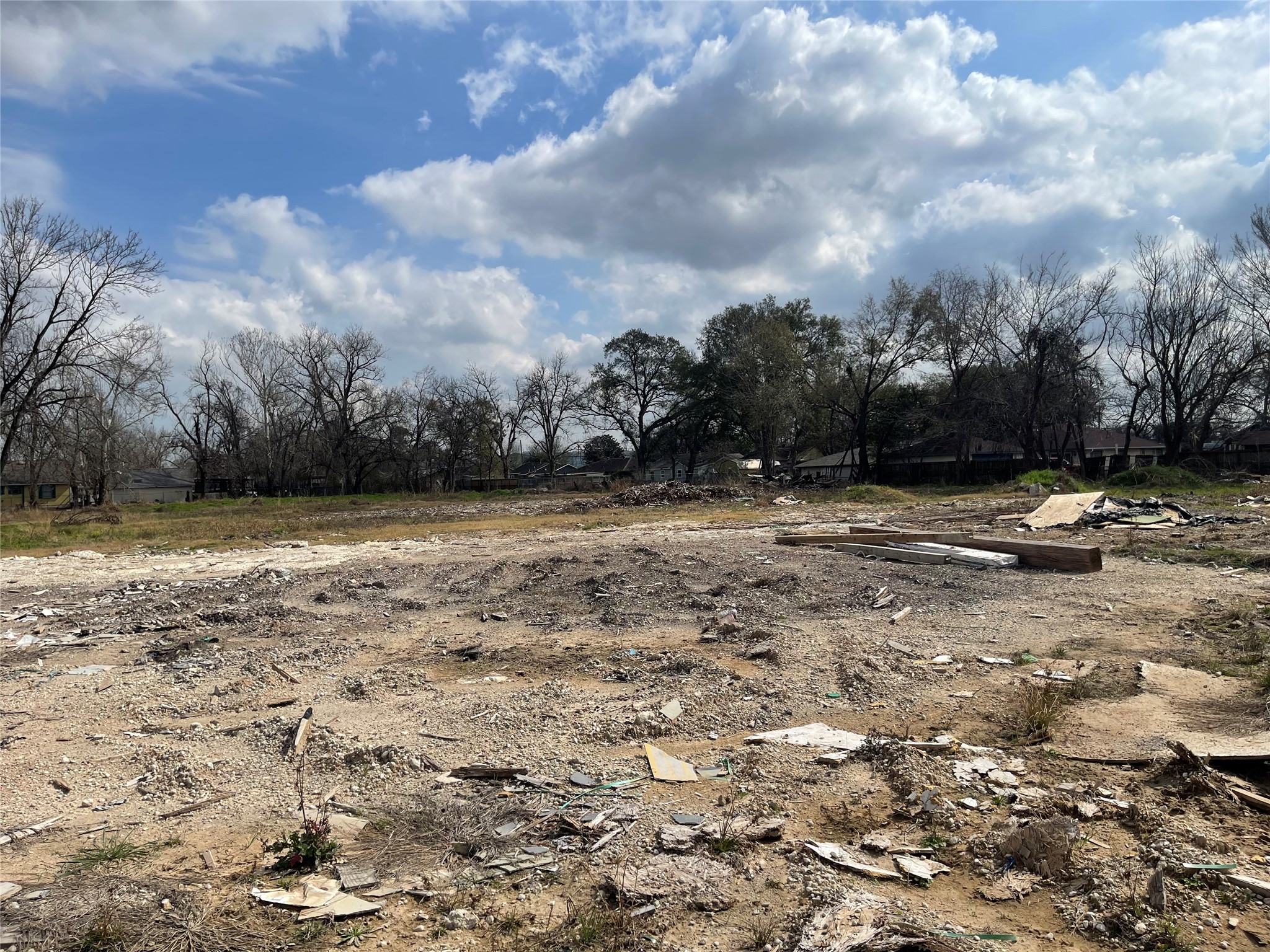 0 John Alber Road Houston, TX 77076 - Photo 10 of 31 a view of a yard with a fountain