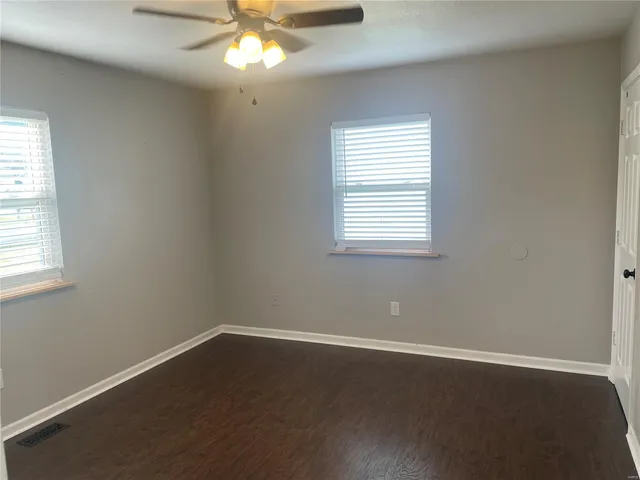 $279,900 | 1134 Amanda St Street, St. James, MO 65559