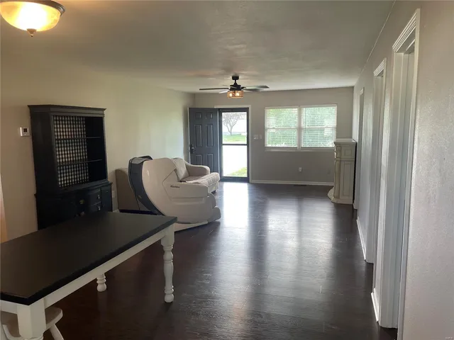 $279,900 | 1134 Amanda St Street, St. James, MO 65559