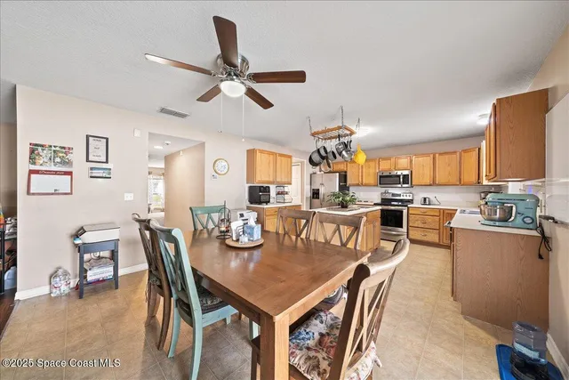 $500,000 | 281 Melba Avenue Northwest, Palm Bay, FL 32907