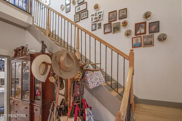 $629,900 | 3875 Poplar Lane, Kodak, TN 37764