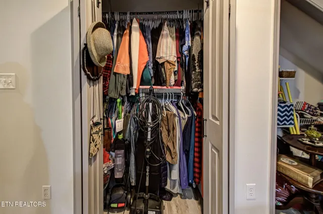 $629,900 | 3875 Poplar Lane, Kodak, TN 37764