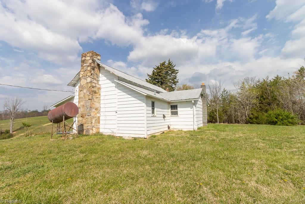 1757 Jewel Road Danbury, NC 27016 - Photo 14 of 17