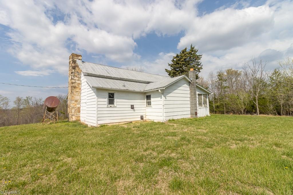 1757 Jewel Road Danbury, NC 27016 - Photo 15 of 17
