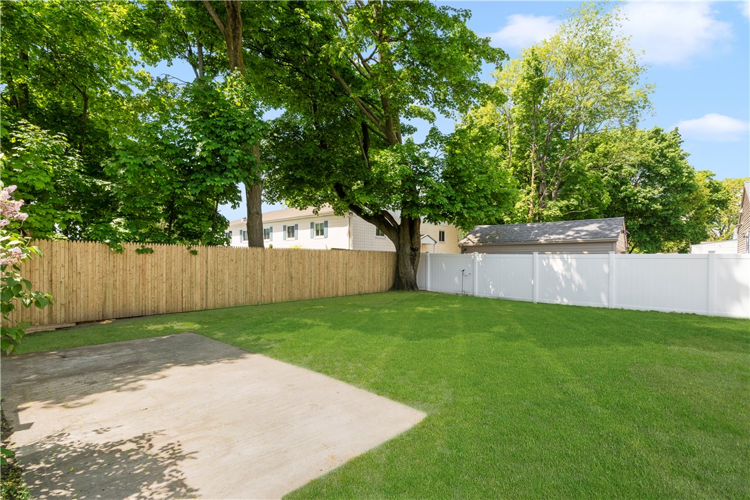 50 Vanderbilt Road Warwick, RI 02886 - Photo 4 of 17 Gallery Image 4
