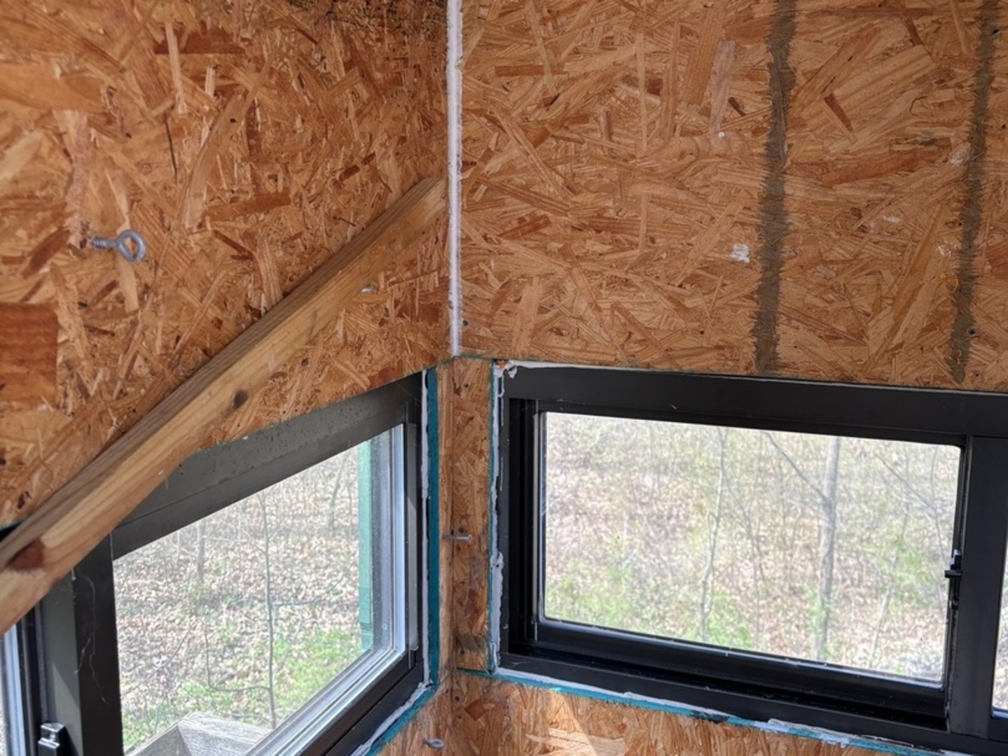 258 South Root Drive Crete, IL 60417 - Photo 9 of 15 a view of sky from window