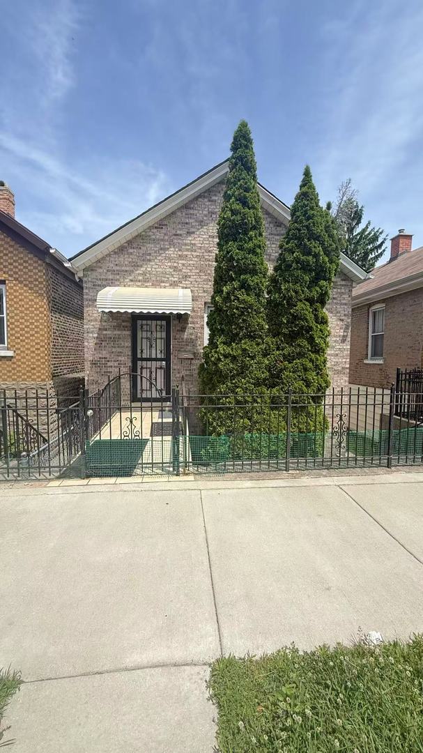 2921 South Throop Street Chicago, IL 60608 - Photo 1 of 1
