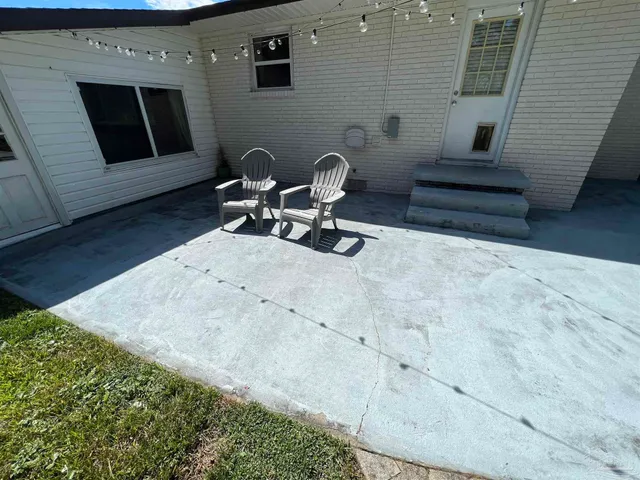 $2,250 | 320 Gamarra Road, Pensacola, FL 32503