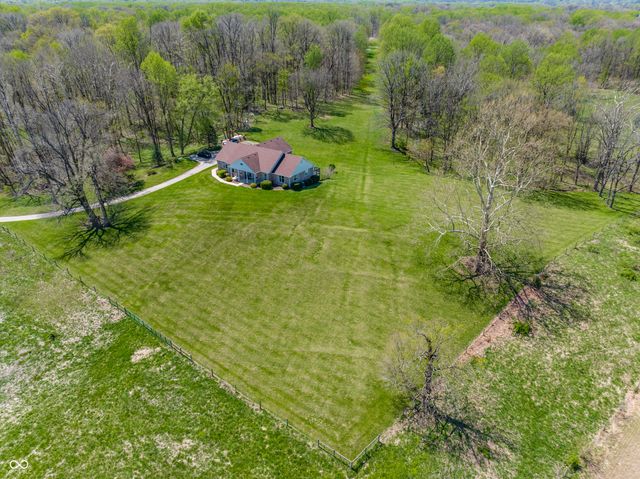 $700,000 | 8654 North Baltimore Road, Monrovia, IN 46157