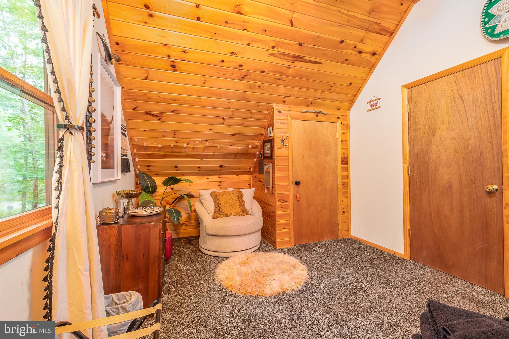 1230 Mountainside Road Berkeley Springs, WV 25411 - Photo 21 of 62 Upper Level Bedrrom