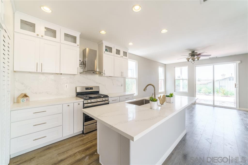 1826 Sheep Ranch Loop Chula Vista, CA 91913 - Photo 4 of 24