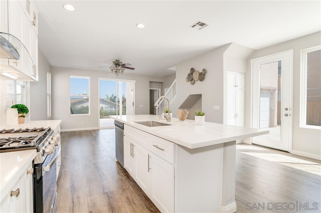 1826 Sheep Ranch Loop Chula Vista, CA 91913 - Photo 5 of 24