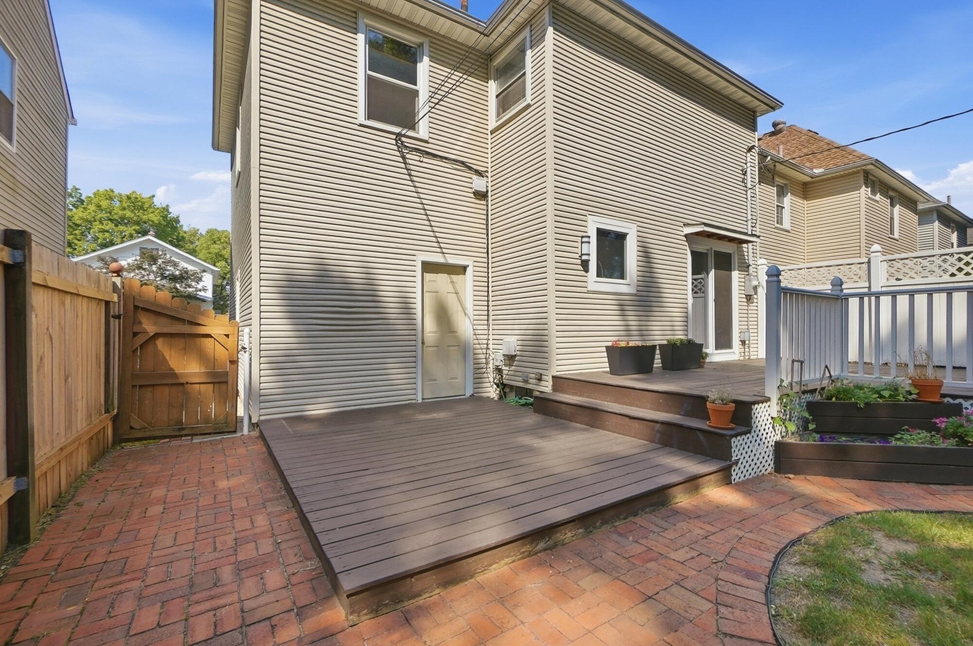 1404 Meadow Road Columbus, OH 43212 - Photo 44 of 55 254