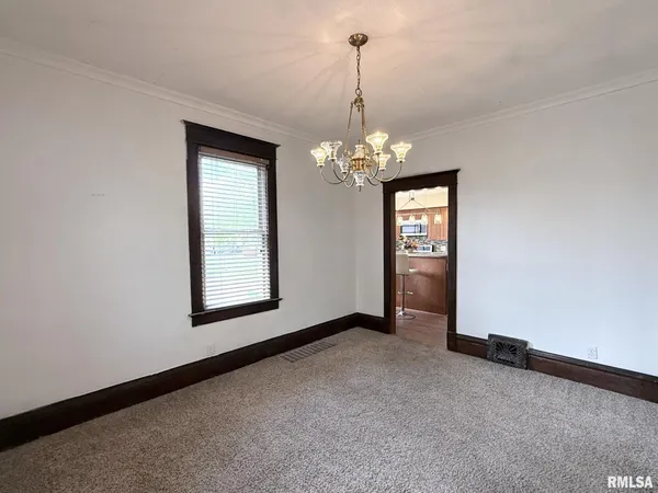 $139,900 | 782 Monroe Street, Galesburg, IL 61401