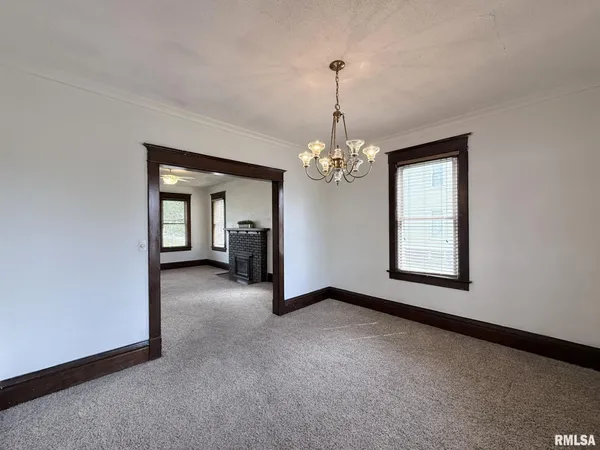 $139,900 | 782 Monroe Street, Galesburg, IL 61401