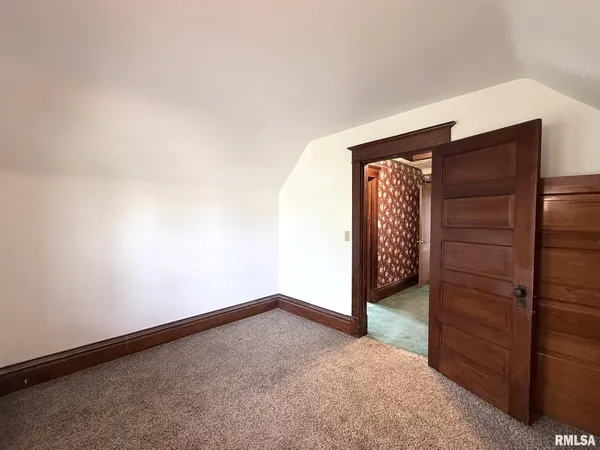 $139,900 | 782 Monroe Street, Galesburg, IL 61401
