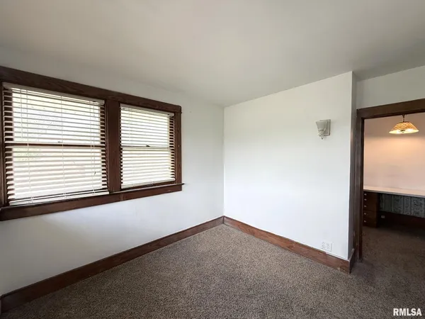 $139,900 | 782 Monroe Street, Galesburg, IL 61401