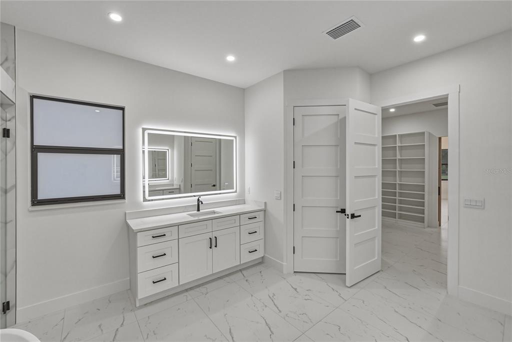 14080 Sydney Road Dover, FL 33527 - Photo 24 of 100