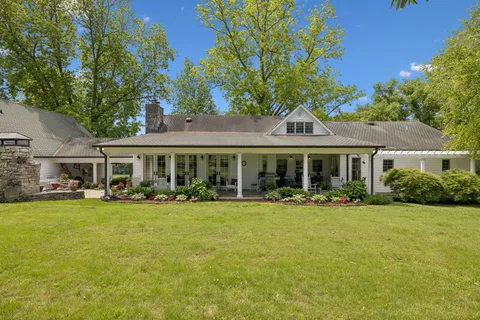 $2,249,000 | 4929 Snow Creek Road, Santa Fe, TN 38482