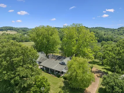$2,249,000 | 4929 Snow Creek Road, Santa Fe, TN 38482