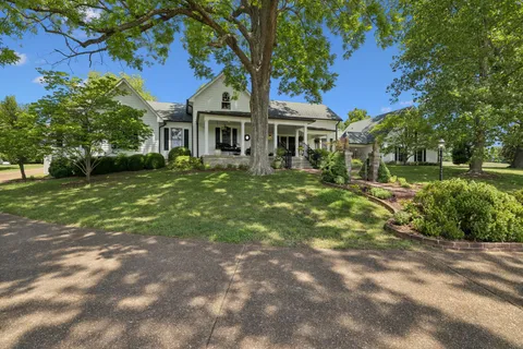 $2,249,000 | 4929 Snow Creek Road, Santa Fe, TN 38482