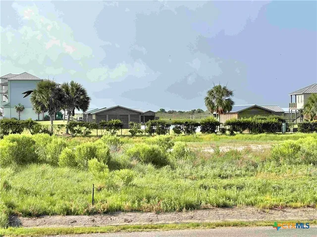 $466,000 | 604 Maple Street, Port O'Connor, TX 77982
