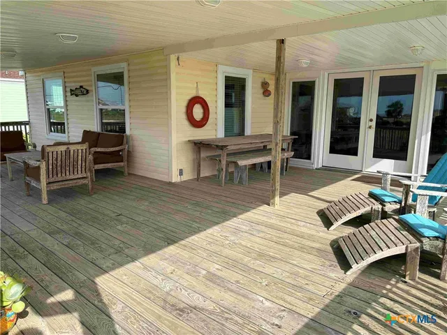 $466,000 | 604 Maple Street, Port O'Connor, TX 77982