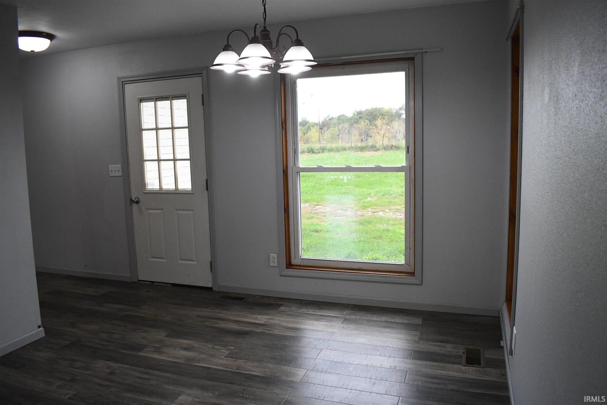 7645 North Van Guilder Road Fremont, IN 46737 - Photo 4 of 27