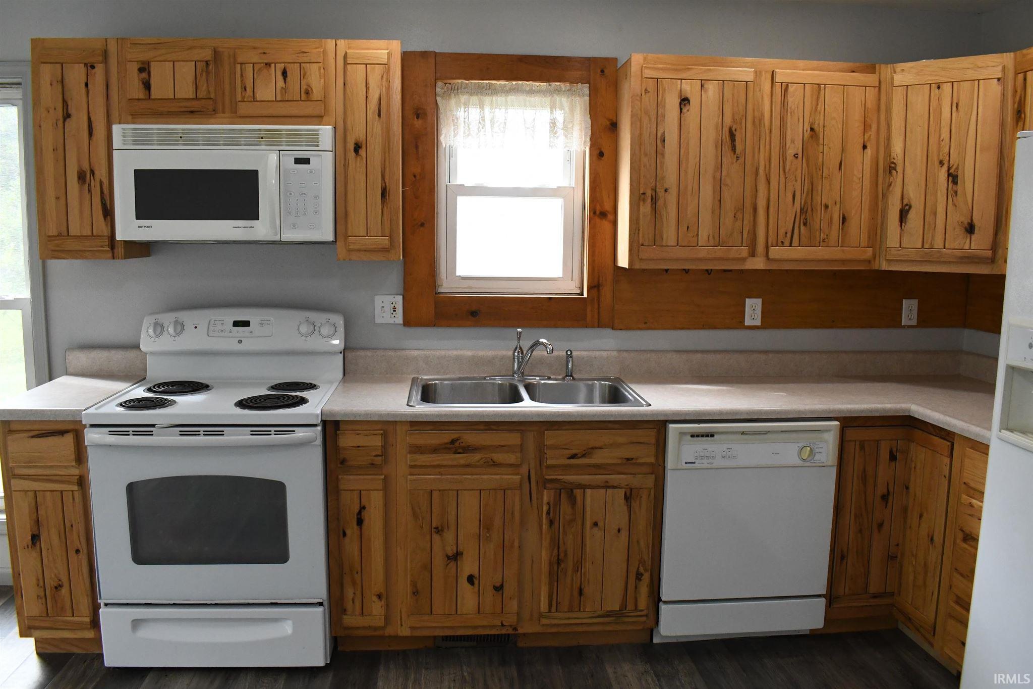 7645 North Van Guilder Road Fremont, IN 46737 - Photo 8 of 27