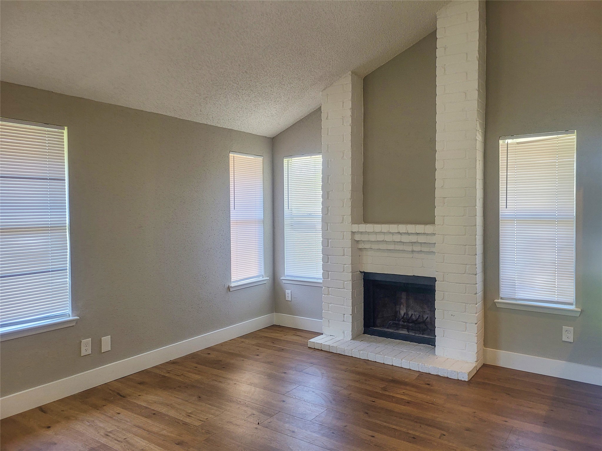 3118 Raccoon Run Spring, TX 77373 - Photo 3 of 19 Living room with fireplace