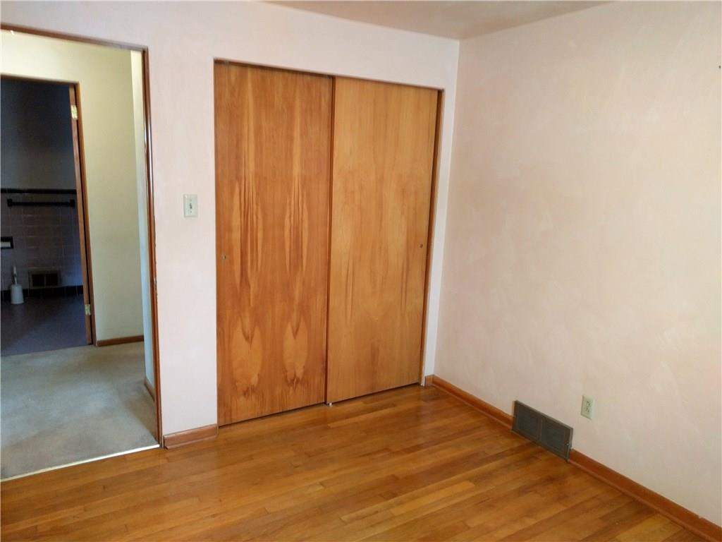 2436 Howes Run Road Tarentum, PA 15084 - Photo 15 of 19 Gallery Image 15