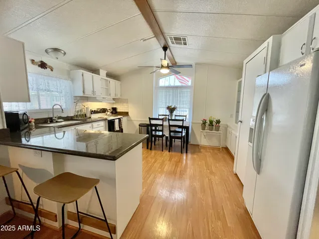 $124,999 | 10220 East Apache Trail, Unit 210, Apache Junction, AZ 85120