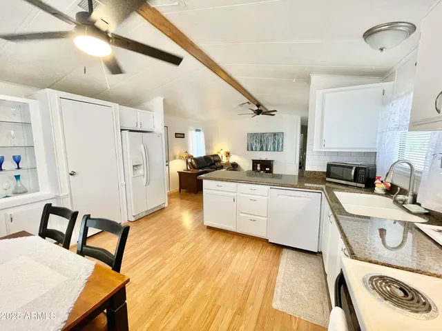 $124,999 | 10220 East Apache Trail, Unit 210, Apache Junction, AZ 85120