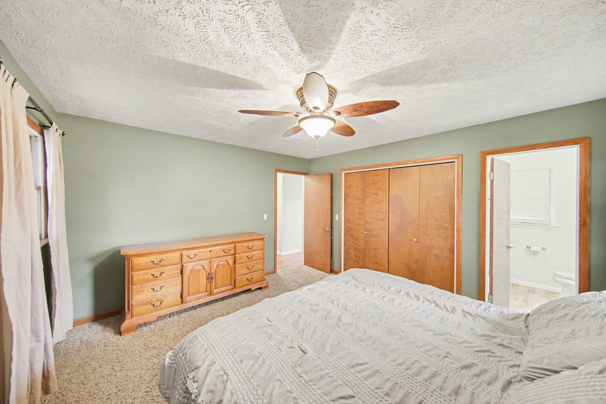 16151 Herman Road Manchester, MI 48158 - Photo 11 of 32 012_file_4017