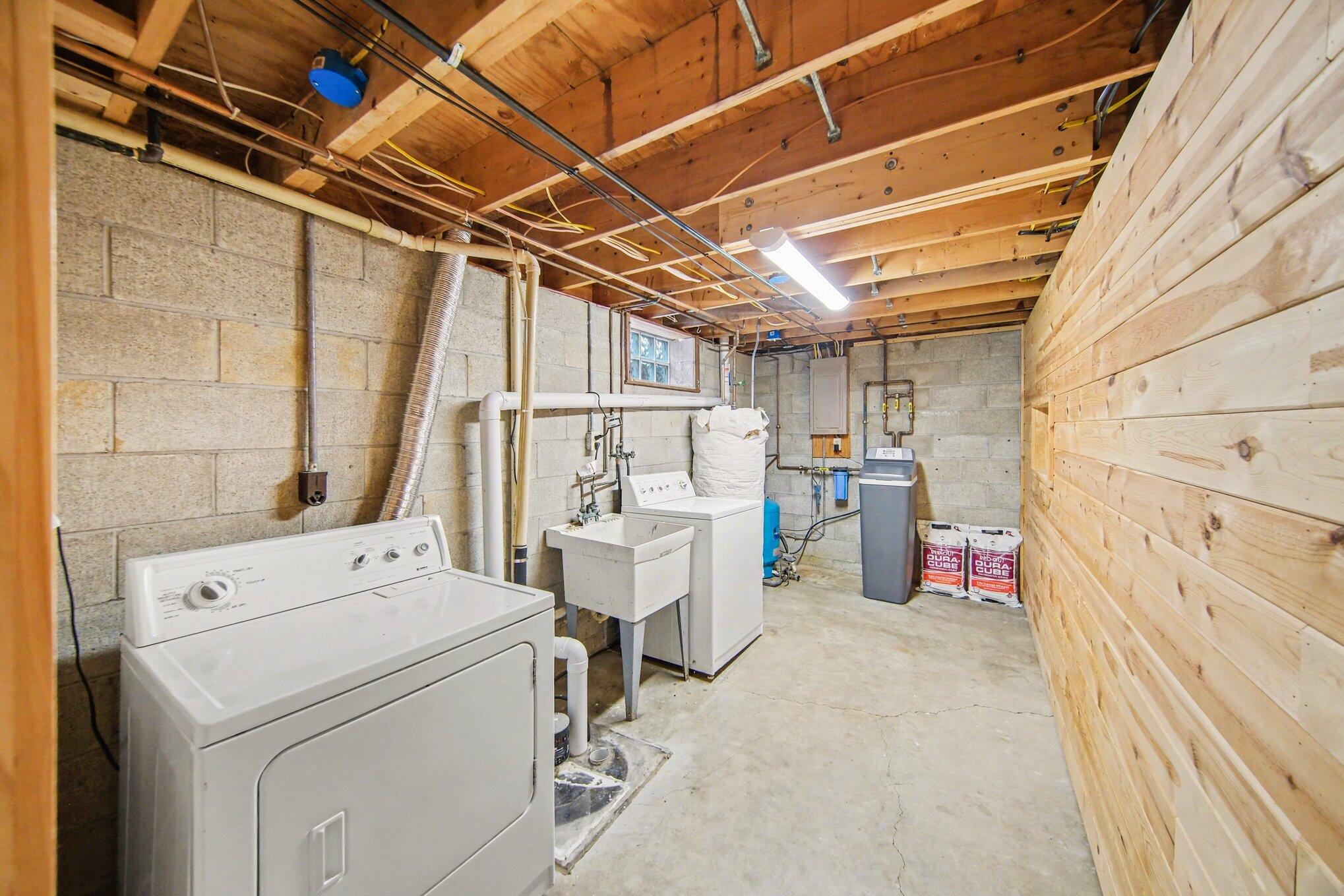 16151 Herman Road Manchester, MI 48158 - Photo 23 of 32 024_file_4030