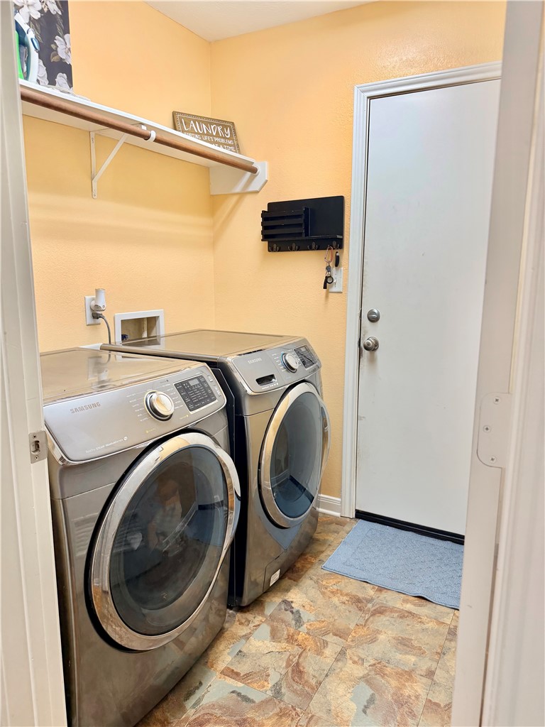 1029 Fallbrook Loop College Station, TX 77845 - Photo 14 of 23