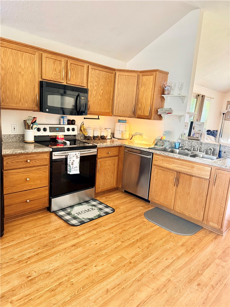 1029 Fallbrook Loop College Station, TX 77845 - Photo 7 of 23