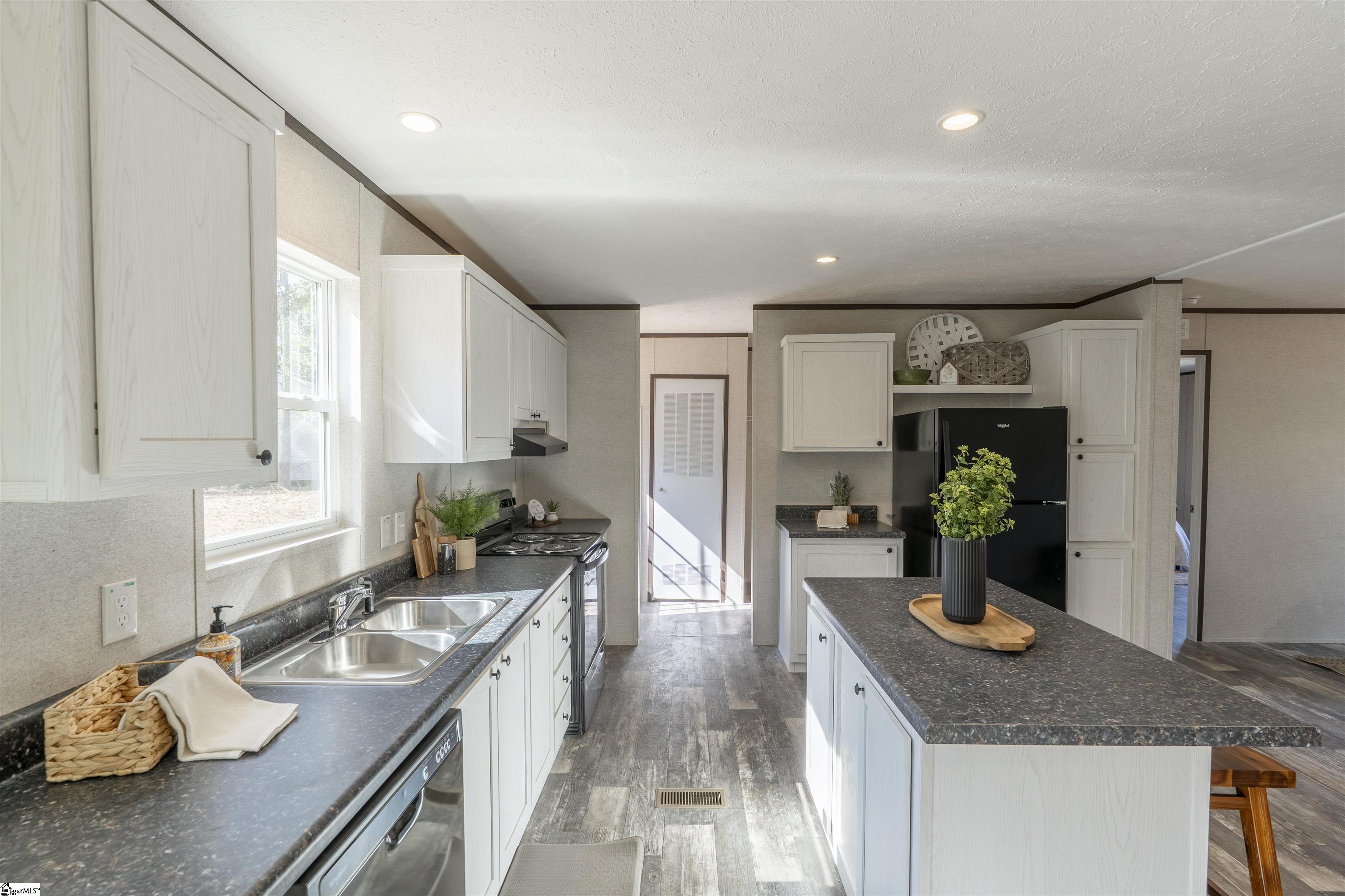 24 Gin Mill Road Honea Path, SC 29654 - Photo 9 of 26