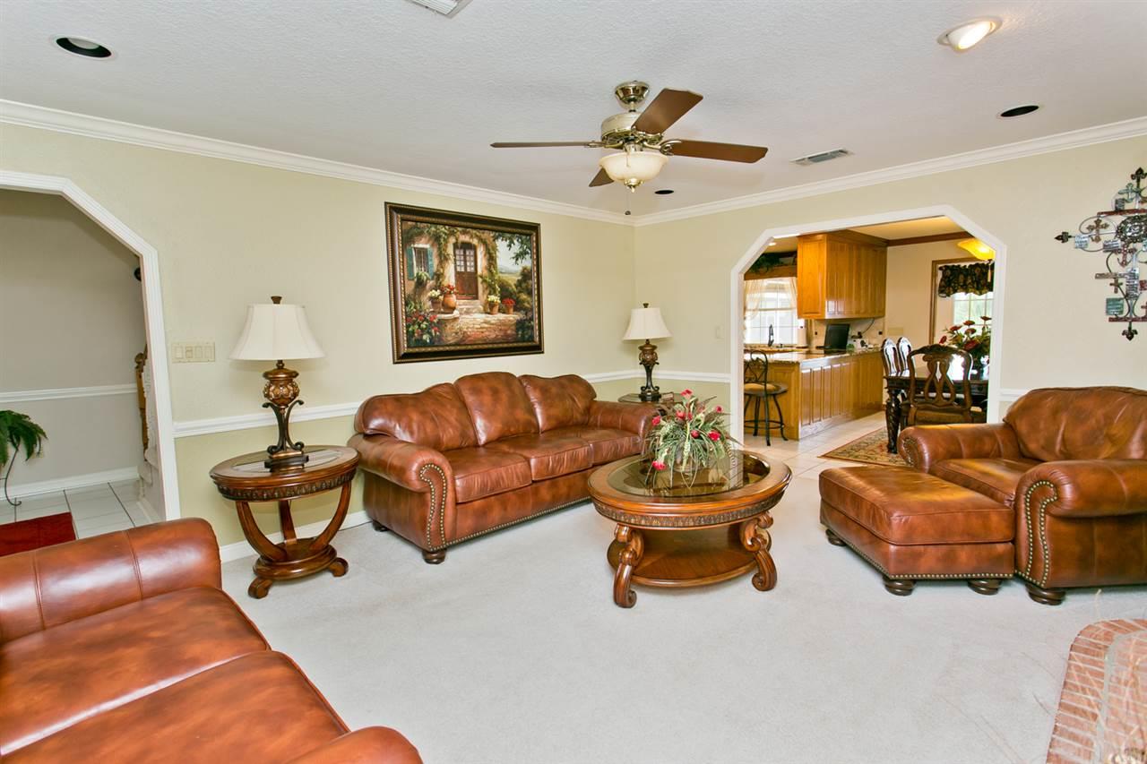 3224 Copper Ridge Circle Cantonment, FL 32533 - Photo 10 of 40 Gallery Image 10