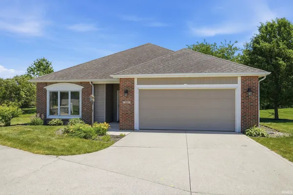 $305,000 | 512 Union Station Drive, Fort Wayne, IN 46814